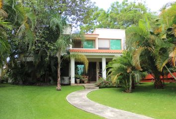 Casa en condominio en  Jardines De Delicias, Cuernavaca, Morelos