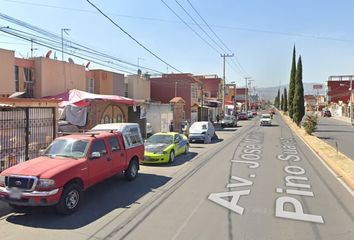 Casa en  Cerrada De Los Remedios 3, Conj Hab Los Héroes Tecámac Ii, Tecámac, México, 55740, Mex