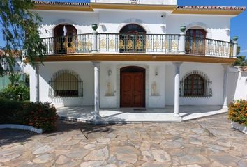 Chalet en  Estepona, Málaga Provincia