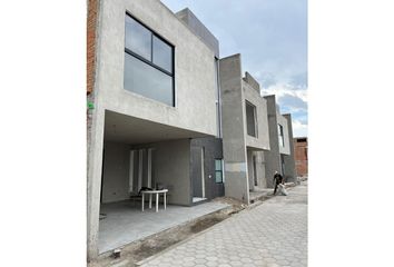 Casa en  San Bernardino Tlaxcalancingo, San Andrés Cholula