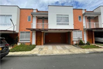 Casa en  Pino Pardo, Popayán