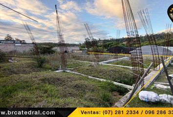 Terreno Comercial en  Llacao, Cuenca