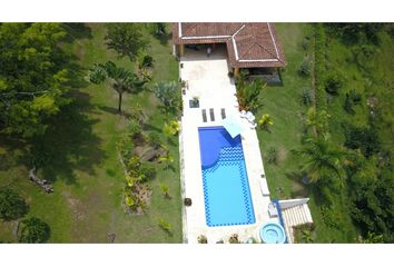 Villa-Quinta en  Venecia, Antioquia