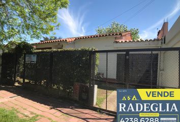 Casa en  Burzaco, Partido De Almirante Brown