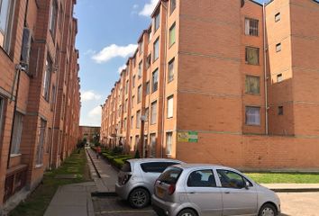 Apartamento en  Calle 14b #119a-17, Bogotá, Colombia