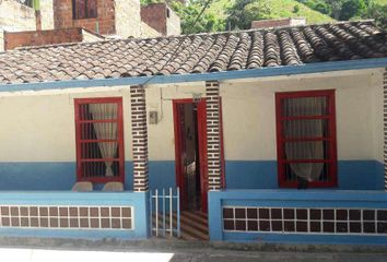 Casa en  Cra. 21 #4-97, Barbosa, Antioquia, Colombia