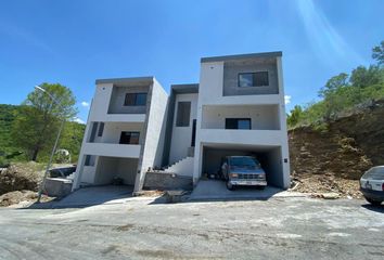 Casa en  Las Misiones (santiago), Santiago, Nuevo León