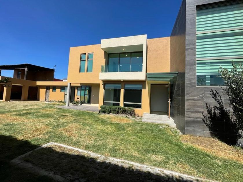 renta Casa en San Lorenzo Coacalco, Metepec (MX22NZ1607) icasas.mx