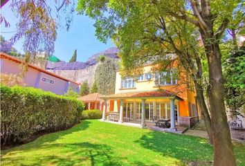 Casa en  Bosques De Las Lomas, Cuajimalpa De Morelos