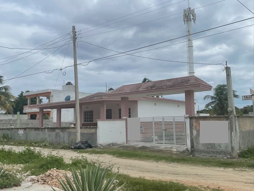 venta Casa en Chicxulub Puerto, Progreso, z - Progreso, Yucatán  (EB-JC5654s)