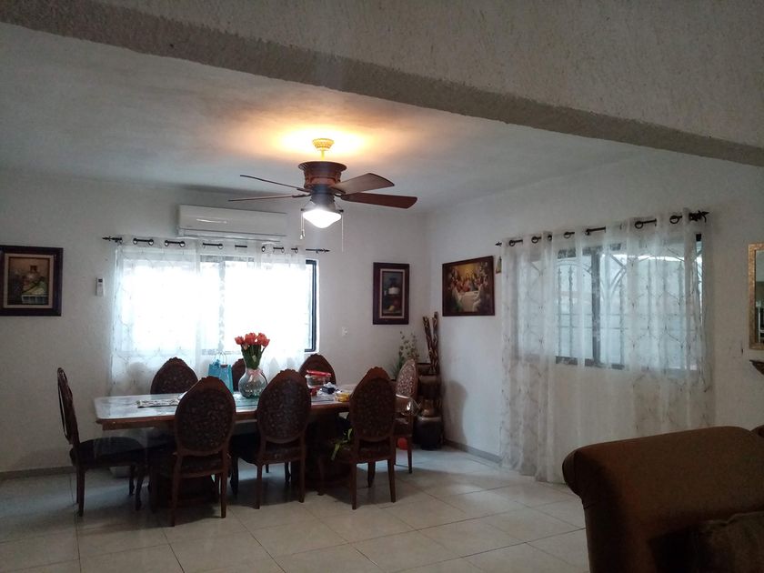 venta Casa en Arcadia, Juárez, Nuevo León (29-CV-2163)