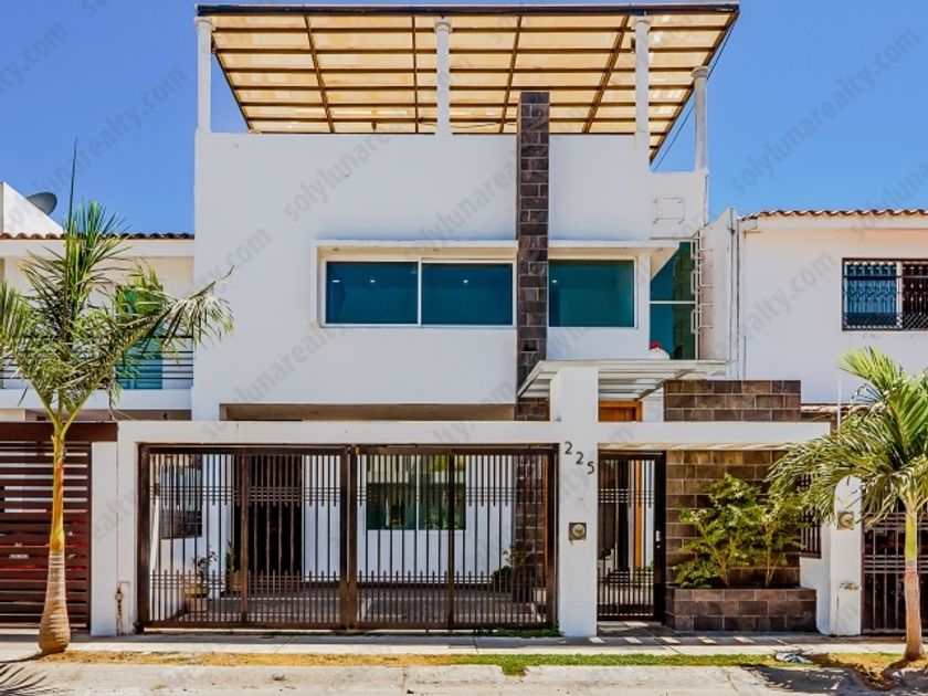 renta Casa en Residencial Fluvial Vallarta, Puerto Vallarta (877