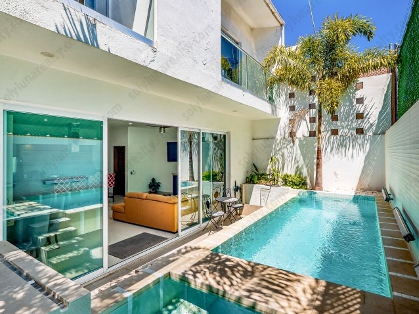 renta Casa en Residencial Fluvial Vallarta, Puerto Vallarta (877