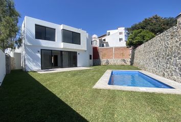 Casa en  Lomas De Atzingo, Cuernavaca, Morelos