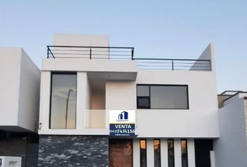 Casa en condominio en  La Condesa, Municipio De Querétaro