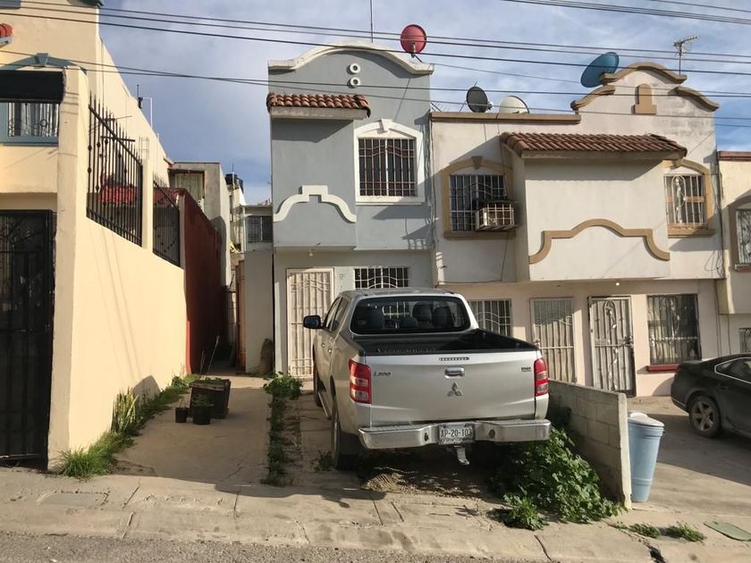 renta Casa en Santa Fe, Tijuana, Tijuana (EB-MJ2203r)