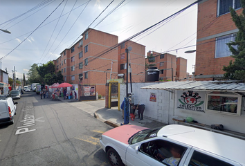 Condominio horizontal en  Calle Emilio Portes Gil, Unidad Hab La Regadera, Iztapalapa, Ciudad De México, 09250, Mex