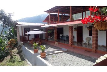 Villa-Quinta en  Támesis, Antioquia