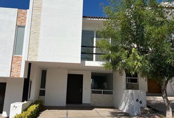 Casa en condominio en  Avenida Schoenstatt, Pedregal De Schoenstatt, Condominio San Miguel, El Pueblito, Corregidora, Querétaro, 76904, Mex