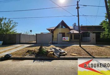 Casa en  Burzaco, Partido De Almirante Brown