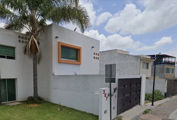 Casa en  Calle Senda Eterna 424-424, Fraccionamiento Milenio 3ra Sección, Querétaro, 76060, Mex