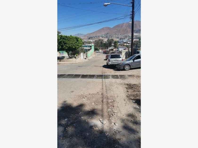 venta Lote de Terreno en INFONAVIT Lomas Verdes, Tijuana (MX22-NO7439)-  