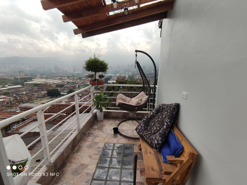 Casa en venta Cl. 9 Sur ##52-10, Medellín, Antioquia, Colombia