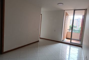 Apartment for rent in Loma de los Bernal, Medellín