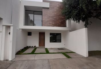 Casa en  San Bernardino Tlaxcalancingo, San Andrés Cholula