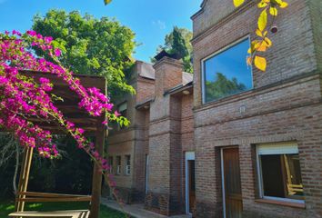 Casa en  Caisamar, Mar Del Plata