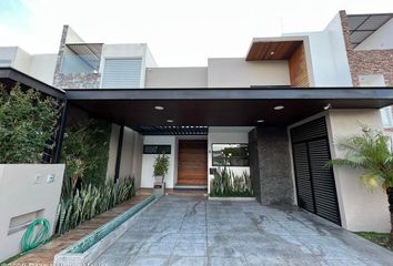 Casa en  Carretera Villa Corregidora-huimilpan, Fraccionamiento Cañadas Del Lago, Corregidora, Querétaro, 76922, Mex