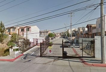 4 casas en venta en Ciudad Valle de las Palmas, Tijuana 