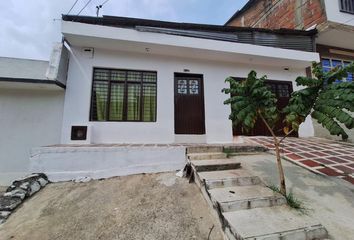 Casa en  Carrera 8 4 32, Yumbo, Valle Del Cauca, Col