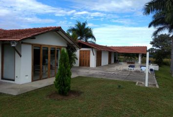 Villa-Quinta en  Agua De Dios, Cundinamarca