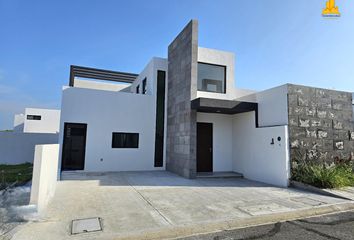 Casa en  Lomas Residencial, Alvarado, Veracruz