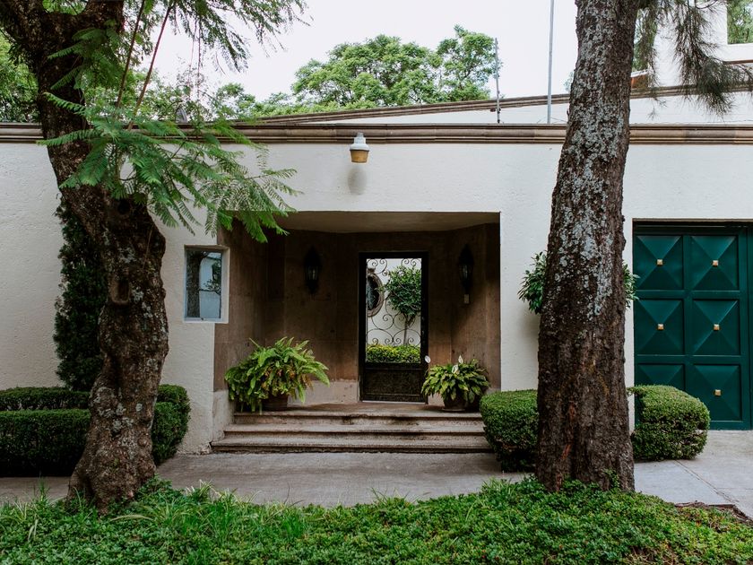 Venta de casa en Lomas de Chapultepec 