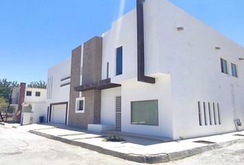 Casa en fraccionamiento en  Calle Niza 1416, Fraccionamiento Country Raquet Club, Juárez, Chihuahua, 32469, Mex