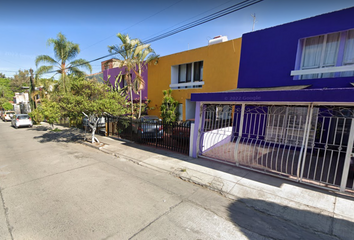 Casa en  Calle Coímbra 853-893, Huentitan, Fraccionamiento Autocinema, Guadalajara, Jalisco, 44230, Mex