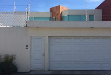 Condominio horizontal en  Calzada De La Cruz 301, Mz 012, San Salvador Tizatlali, Metepec, Estado De México, México