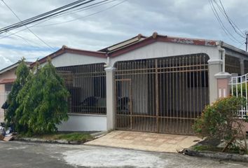 Casa en  Rufina Alfaro, San Miguelito