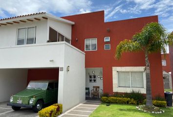 Casa en fraccionamiento en  Calle Moctezuma 827, Barrio Coaxustenco, Metepec, México, 52140, Mex