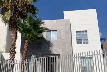 Casa en  Cerrada Vista Real, Municipio De Chihuahua