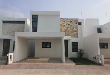 Condominio horizontal en  Pueblo Cholul, Mérida, Yucatán