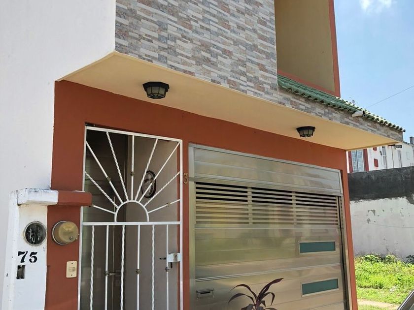 venta Casa en Costa Dorada, Veracruz, Municipio Veracruz (EB-LX0058s)-  