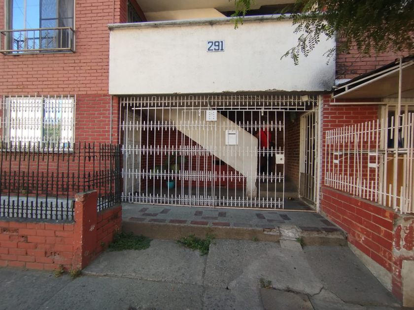 Apartamento en arriendo Los Alcázares I, Oriente