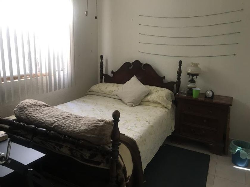 renta Casa en Villas de La Ibero, Torreón (MX21-LH4039)