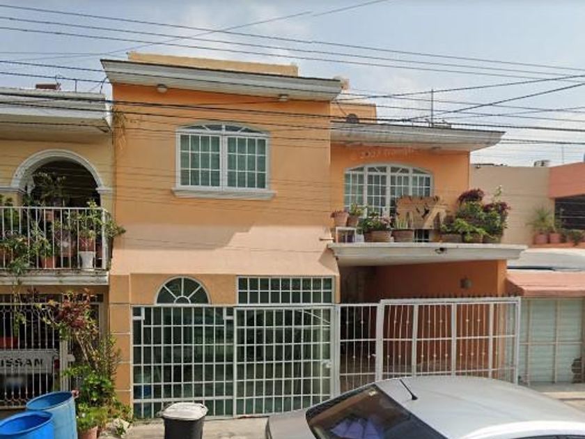 venta Casa en Loma Bonita Ejidal, Zapopan, Zapopan, Jalisco  (2_43_84043052_4739384)