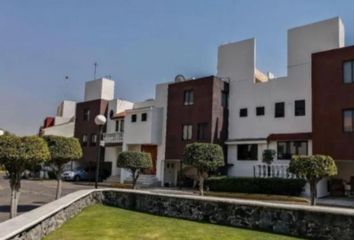 Casa en fraccionamiento en  Priv. Cariaco 28, Valle De Tepepan, 14646 Ciudad De México, Cdmx, México