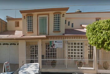 Casa en  Calle Froylan Cruz Manjarrez 352-480, Constituyentes, Zapopan, Jalisco, 45184, Mex