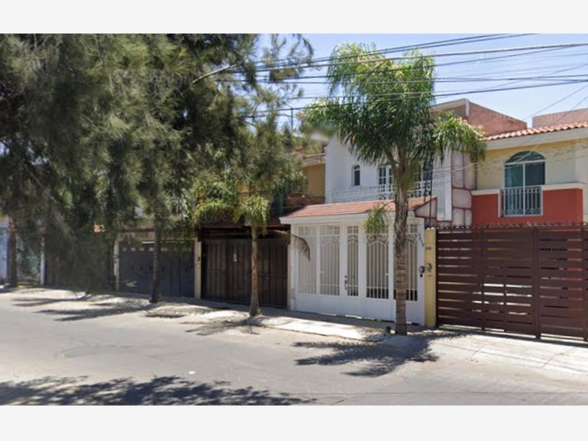 venta Casa en Artesanos, Guadalajara, Guadalajara, Jalisco (MX23-OL1459)-  